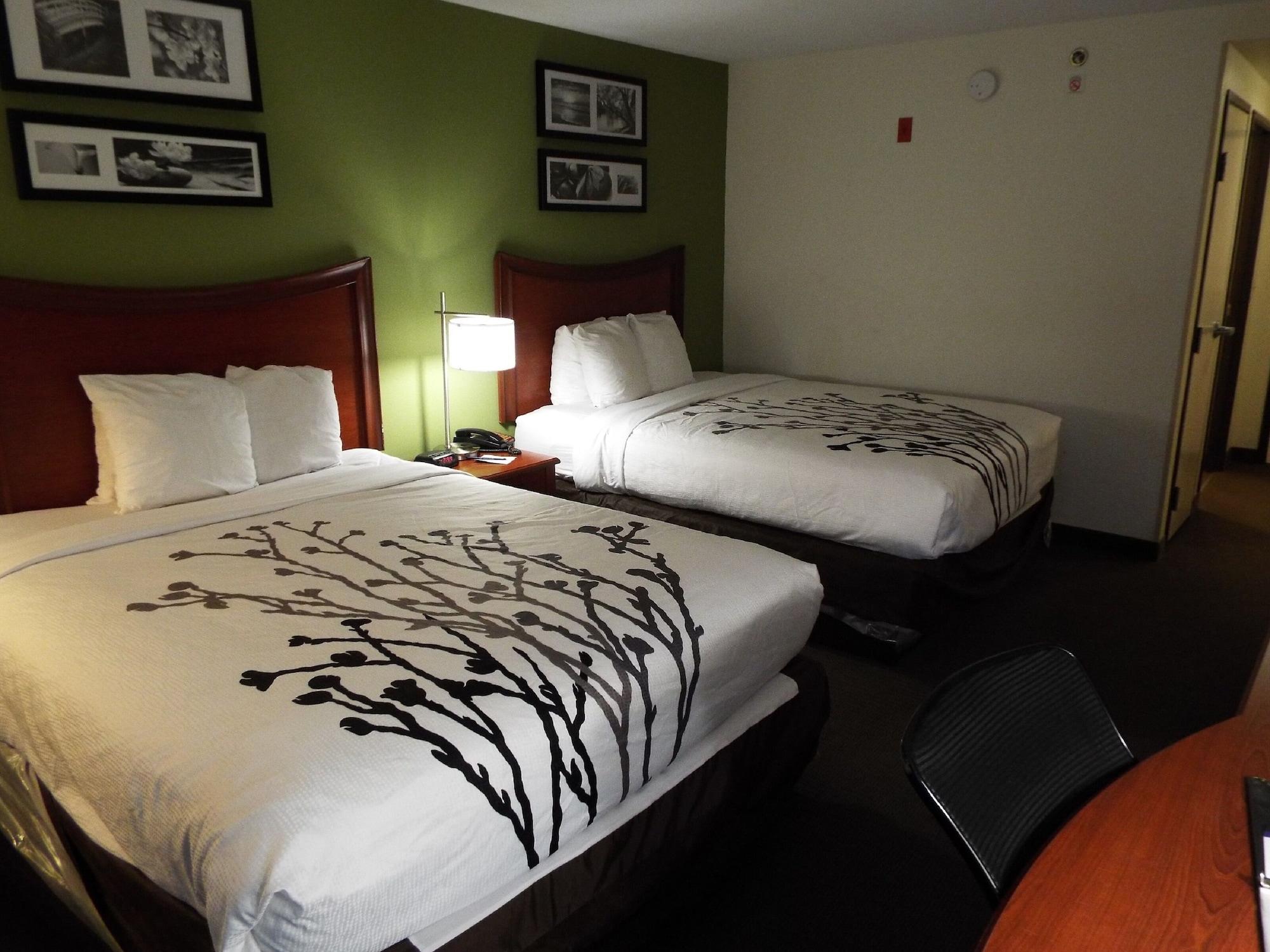 Sleep Inn & Suites Laurel Bagian luar foto