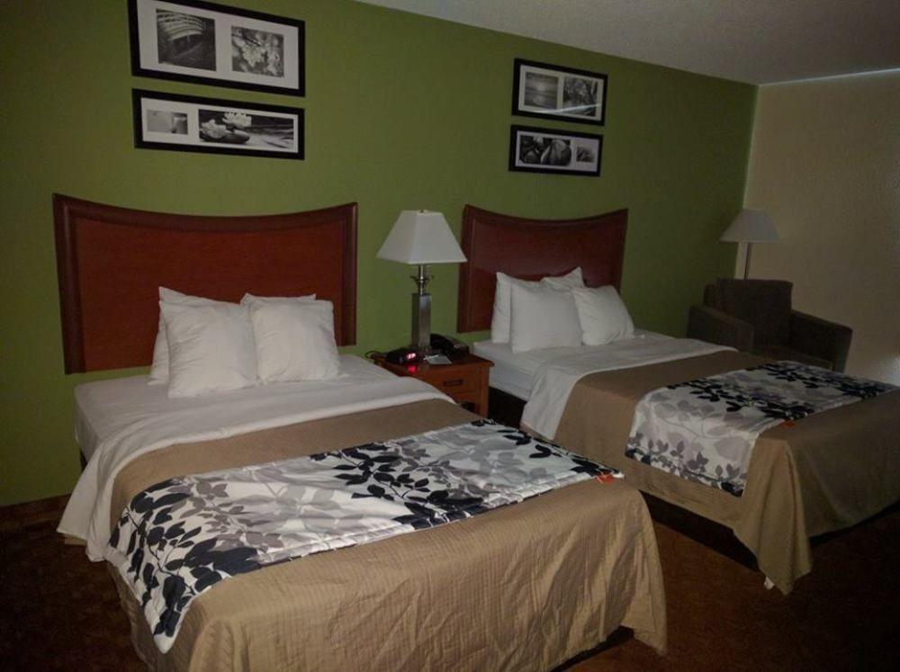 Sleep Inn & Suites Laurel Bagian luar foto
