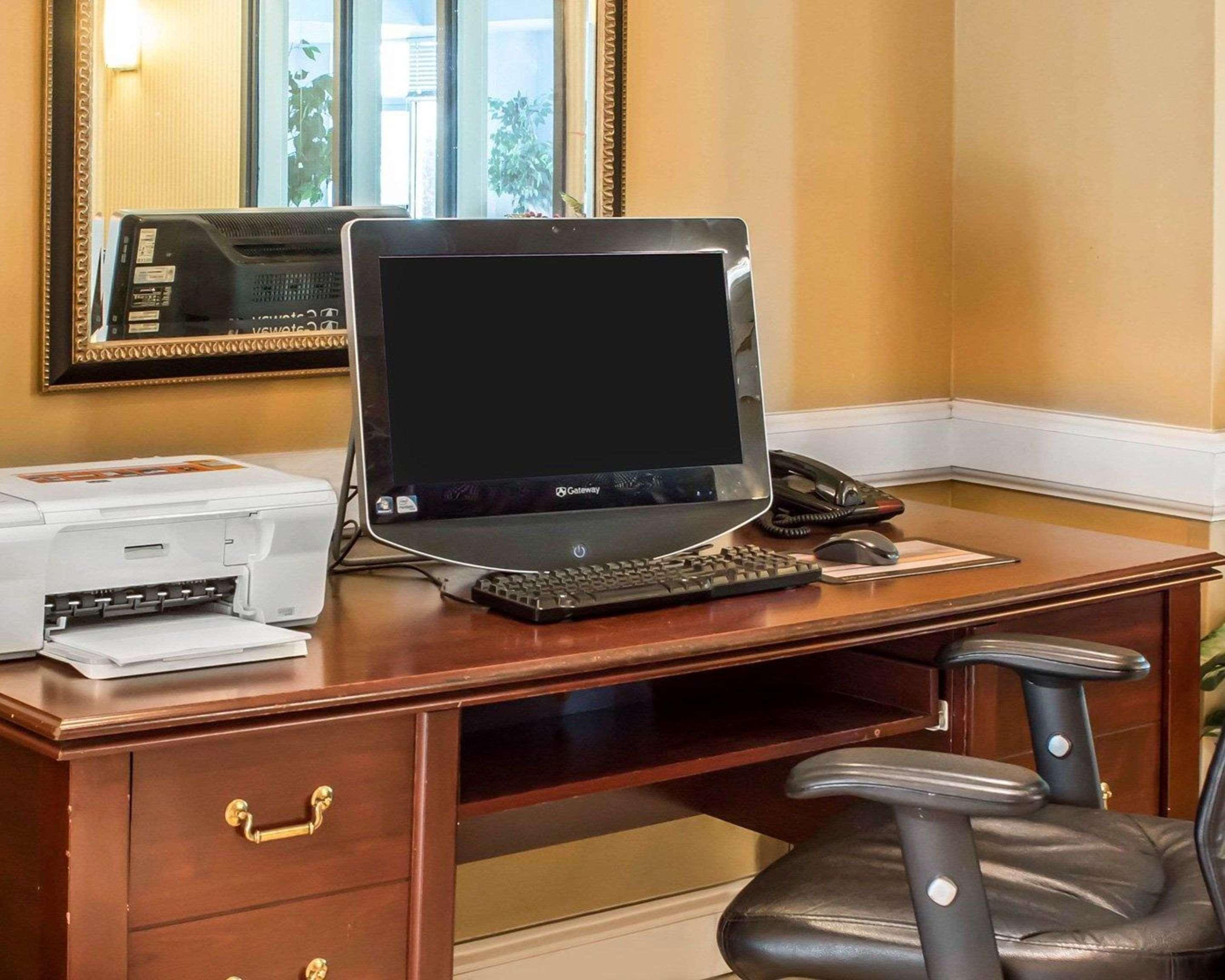 Sleep Inn & Suites Laurel Bagian luar foto